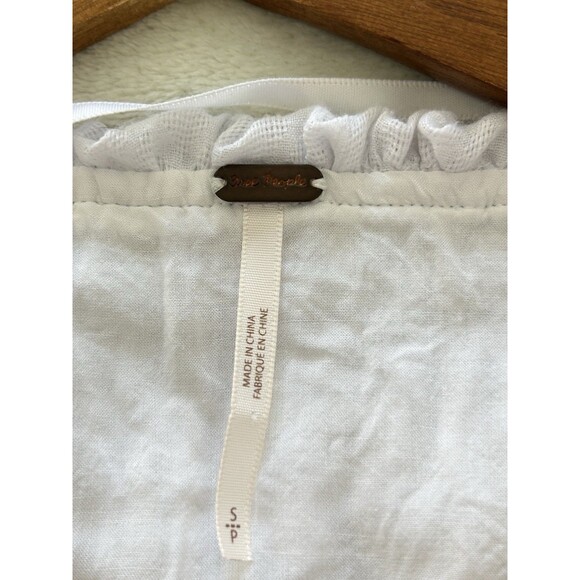 Free People Shirt Small Smocked Yoke Embroidered Cropped Airy Coastal Casual - Picture 10 of 11